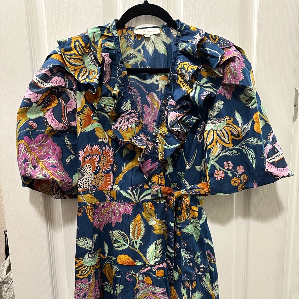 HOUSE OF HARLOW wrap floral dress Size M